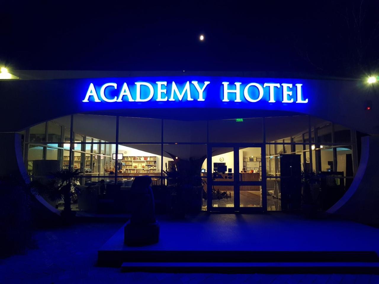Academy Hotel Венус Экстерьер фото